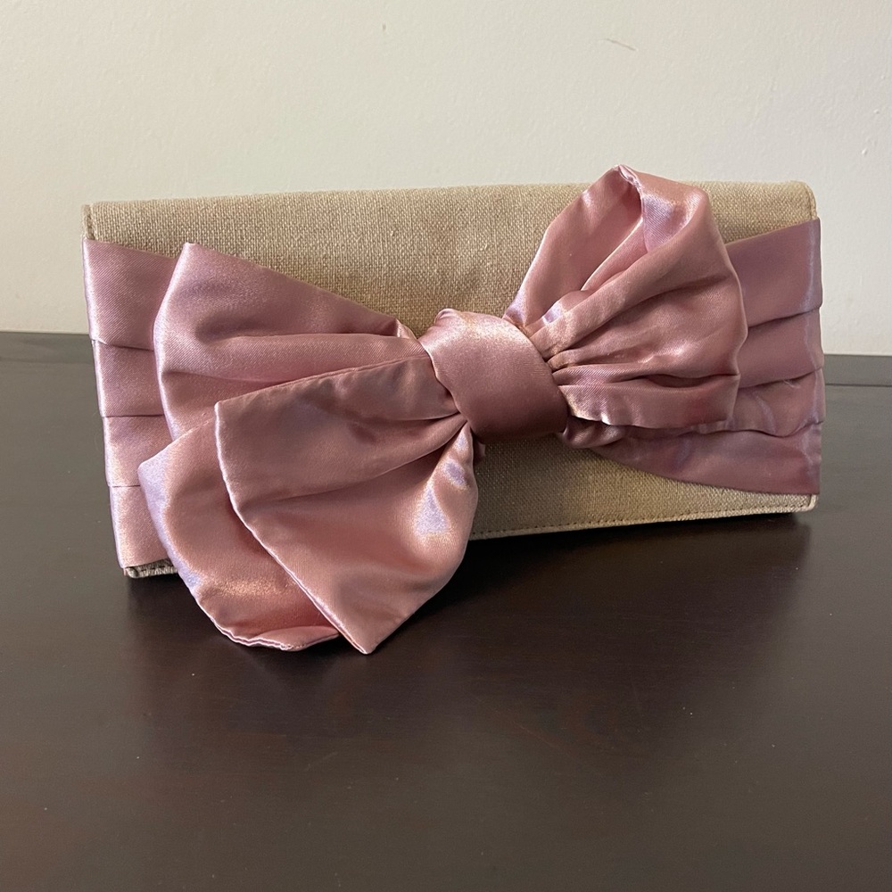 Jute & Cotton Pink Bow Clutch